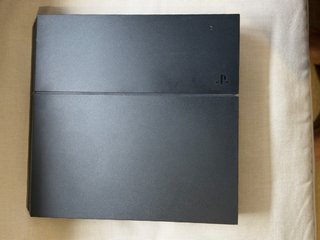 PS4 1TB con controller non originale