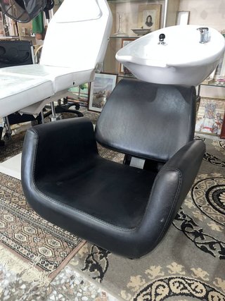 SILLÓN CON LAVACABEZAS