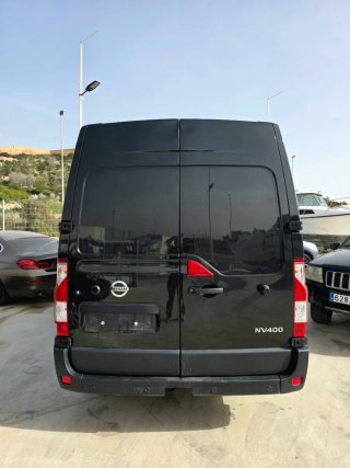 Nissan NV400 2018