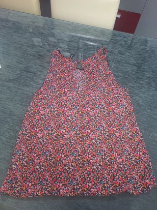 Camiseta sin tirantes estampada