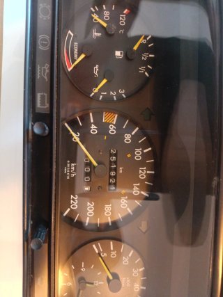 Cuadro de relojes Mercedes 190E