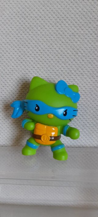 Hello Kitty x TMNT Ninja Turtles McDonald's 2025