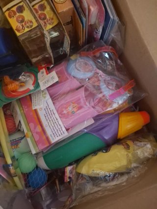 Lote 70 juguetes variados