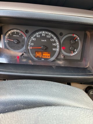 Nissan Cabstar 45.15 Grúa Palfinger 2008