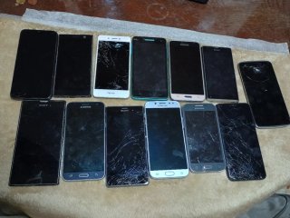 Lote 5 Móviles Alcatel, Honor, Samsung, Sony, Wiko