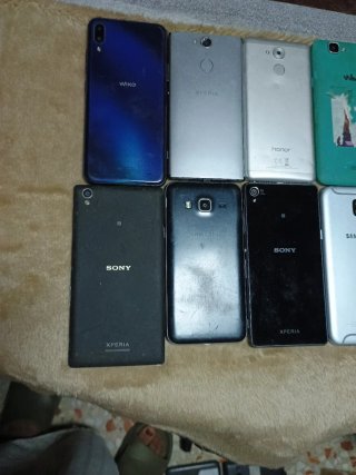 Lote 5 Móviles Alcatel, Honor, Samsung, Sony, Wiko