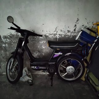 Vespino NLX negra con papeles