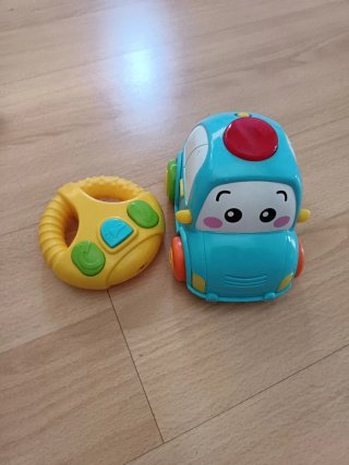 Coche Winfun teledirigido con volante