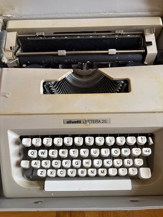 Olivetti Lettera 25 Máquina de Escribir