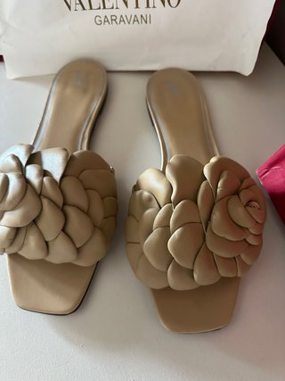 Sandalias Valentino Garavani Beige Flor