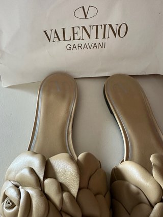 Sandalias Valentino Garavani Beige Flor