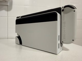 Nintendo Switch OLED Bianca + Accessori