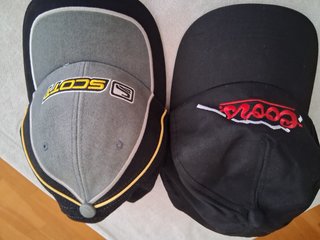 Gorra Scott y Coors Negra y Gris