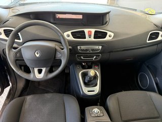 Renault Grand Scénic Dynamique 1.9dCi 130cv 7 plazas
