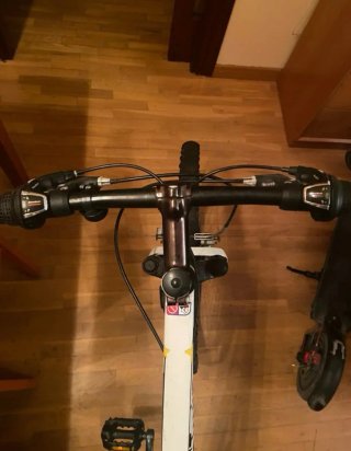 Bicicleta Rockrider 5.1 Btwin Blanca