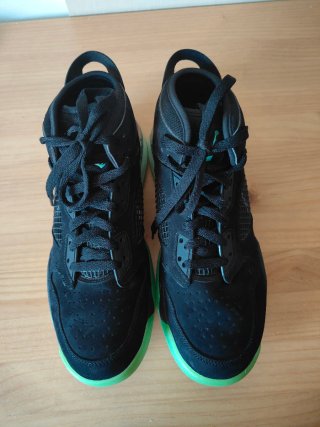 Nike Jordan Mars 270 Zapatilla Negra y Verde