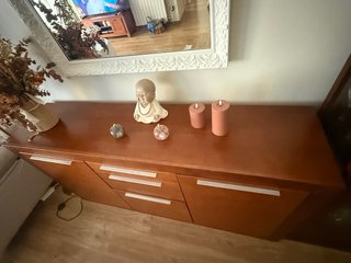 Bufet de salón de madera