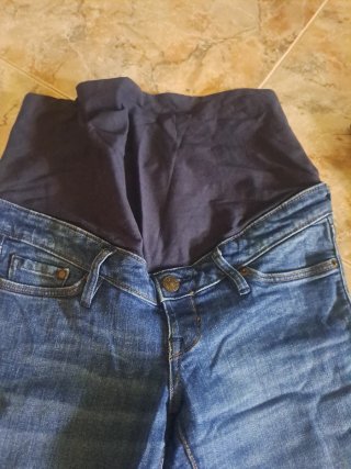 2 Pantalones Vaqueros Premamá y 1 mallas