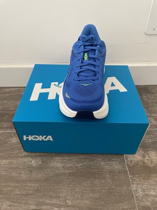 Zapatillas Hoka Bondi 9 Azul precio en tienda 180€