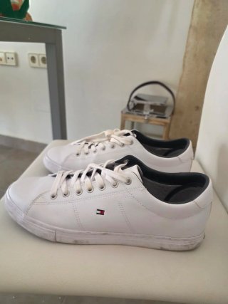 Zapatillas Tommy Hilfiger Piel Blancas Talla 43