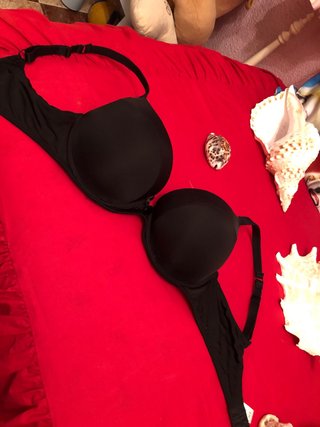 Bikini negro talla 50 la braguita y sujetador 100
