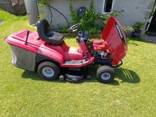 Tractor Cortacésped Honda V-TWIN 2417