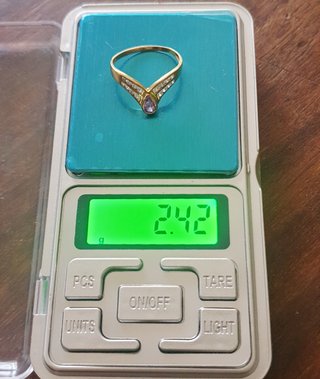 Anillo Oro 18k 750 Lila y Circonitas