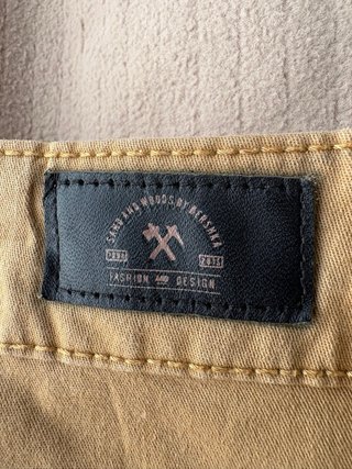 Pantalón Bershka Camel Talla 42