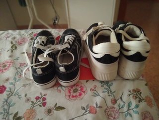 ZAPATILLAS (LOS 2 PARES 5€)