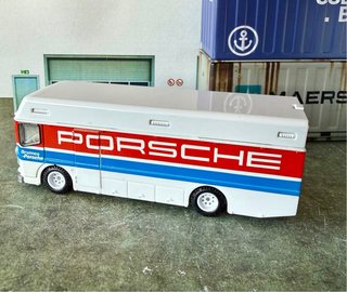 Hot Wheels Euro Hauler ZAMAC 2023 PORSCHE