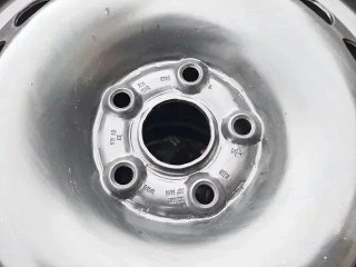 Audi VW 215 55 R16 - Rueda de repuesto