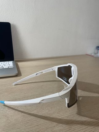 Gafas de sol deportivas blancas