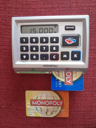 -Banca eléctronica del Monopoly con 2 tarjetas.