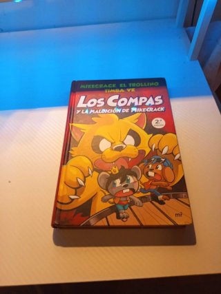 Los primeros cuatro libros de Los compas