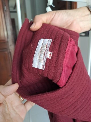Falda corta invierno roja