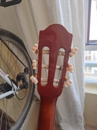 Guitarra Clásica Española marca Victoria