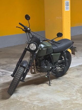 Moto Brixton BX125 Verde 2020 Solo 8000km.