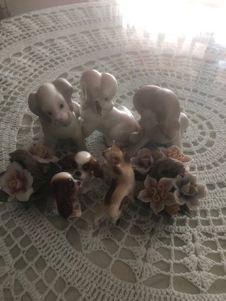 Conjunto de perritos de cerámica