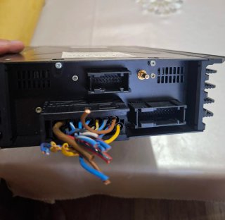 Amplificador OEM BMW E38 / E39 /  E53 Ref. 8372197
