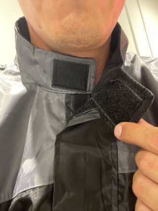 Traje de moto para agua L nuevo