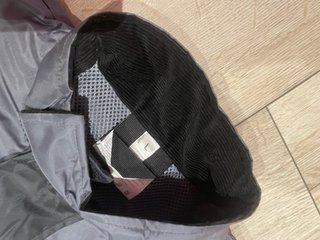 Traje de moto para agua L nuevo