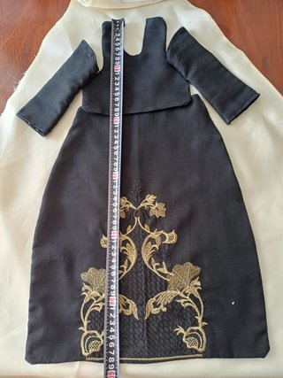 Falda negra bordada dorada 60cm