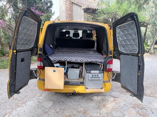 Volkswagen Transporter T5 2010