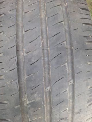 Neumáticos 205/65 R16