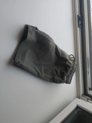 Bañador niño talla 128 verde oliva
