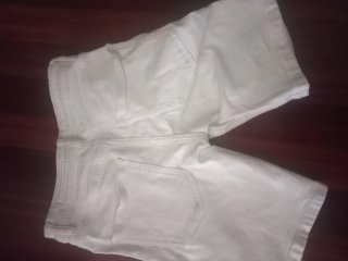 Pantalón corto vaquero Bershka blanco