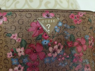 Bolso de mano Guess floral