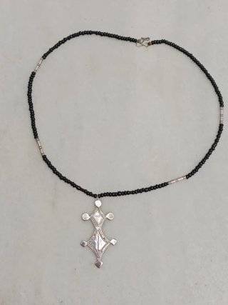 Collar corto plata colgante étnico