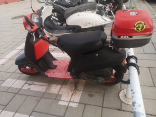 Honda Vision 50cc 2021 Negra/Roja