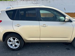 Toyota RAV4 2009